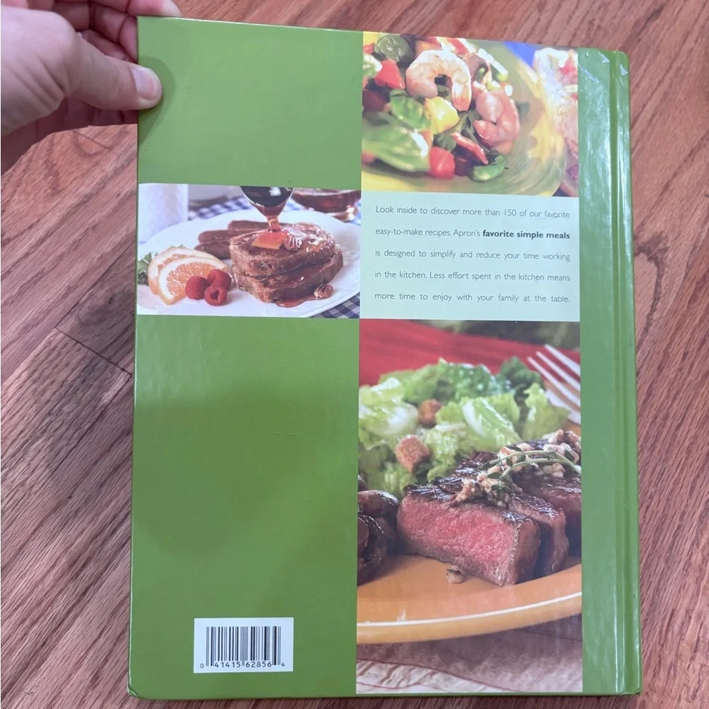 Favorite Simple Meals Cookbook - Green